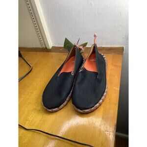 Kengos Women's Crystal Shoes Size 9